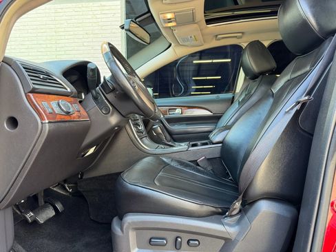 Used 2013 Lincoln MKX AWD image 14