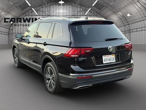 Used 2018 Volkswagen Tiguan SEL AWD/4WD image 7
