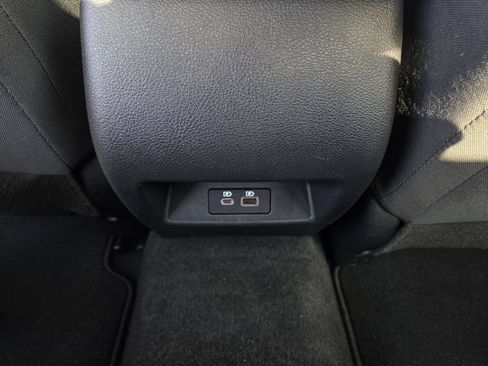 Used 2025 Nissan Altima 2.5 SV FWD image 19