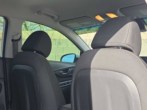 Used 2022 Hyundai Kona SEL w/ Cargo Package image 16
