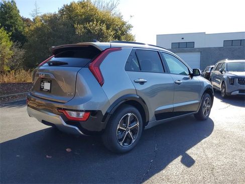 New 2026 Kia Niro SX image 4