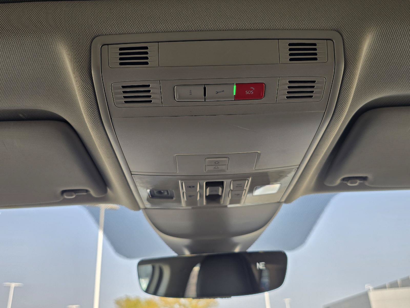 Certified 2023 Volkswagen Taos SEL AWD/4WD image 15