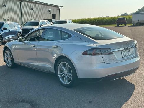 Used 2013 Tesla Model S Performance RWD image 5