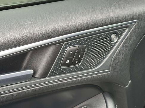 Certified 2023 Ford Edge ST image 18