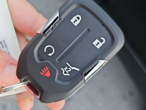 Used 2023 GMC Terrain SLT w/ Infotainment Package II image 39