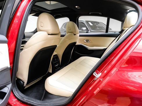 Used 2025 BMW 330i xDrive Sedan image 42