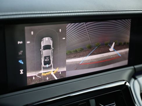 New 2026 Porsche Panamera 4 image 40