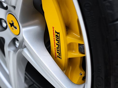 Used 2014 Ferrari 458 Spider RWD image 23