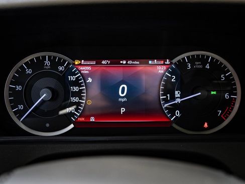 Used 2022 Land Rover Range Rover Velar R-Dynamic S image 27