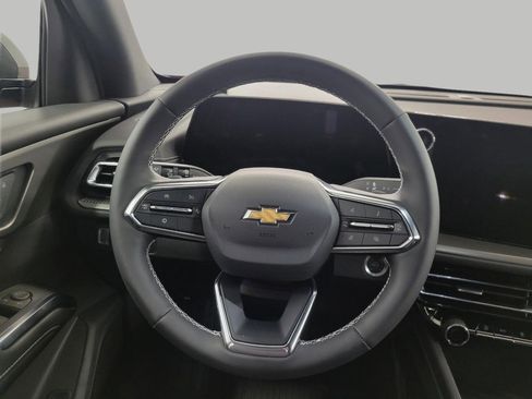 Certified 2025 Chevrolet Traverse LT AWD/4WD image 5