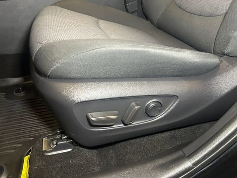 Used 2023 Toyota RAV4 XLE w/ XLE Grade Weather Package AWD/4WD image 22