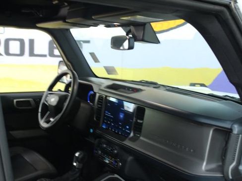 Used 2023 Ford Bronco Outer Banks AWD/4WD image 12