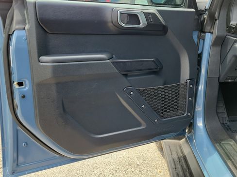 Used 2025 Ford Bronco Outer Banks AWD/4WD image 17