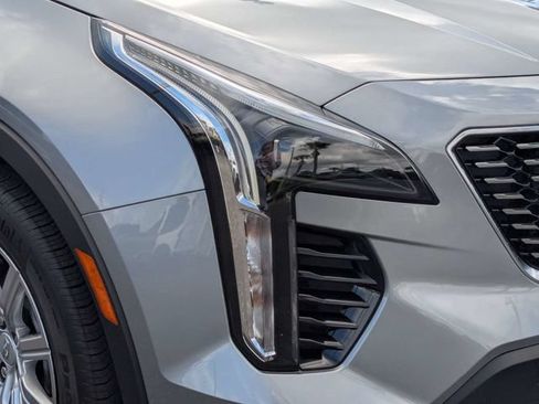 Used 2023 Cadillac XT4 Premium Luxury FWD image 9