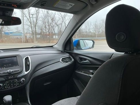 Used 2024 Chevrolet Equinox LT image 28