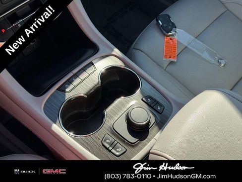 Used 2020 GMC Acadia SLT image 33