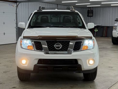 Used 2014 Nissan Frontier PRO-4X w/ Pro-4x Luxury Package image 3