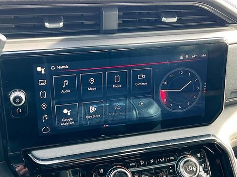 Used 2024 GMC Sierra 2500 AT4 w/ AT4 Premium Plus Package image 17