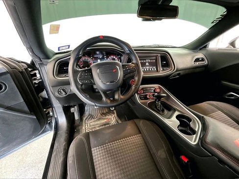 Used 2022 Dodge Challenger SXT w/ Blacktop Package image 14