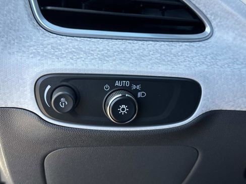 Used 2020 Chevrolet Bolt Premier w/ Infotainment Package image 19