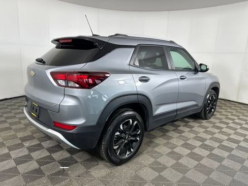 Used 2023 Chevrolet TrailBlazer LT image 3