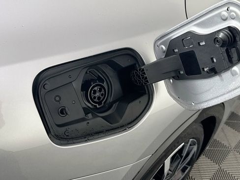 New 2026 Toyota Prius Plug-In Hybrid image 18