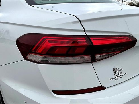 Used 2020 Volkswagen Passat 2.0T SEL image 23