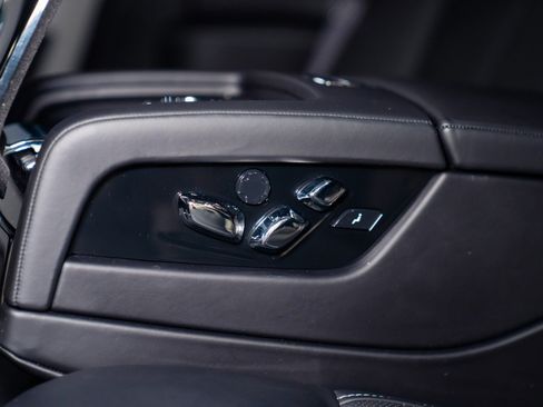 Used 2020 Rolls-Royce Phantom Sedan RWD image 20