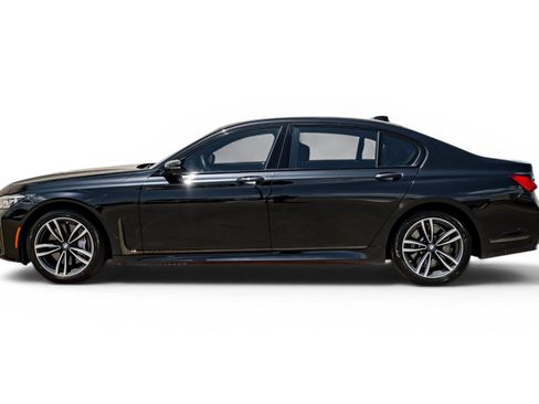 Used 2020 BMW 750i xDrive w/ Executive Package AWD/4WD image 11