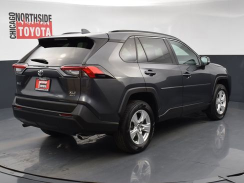 Used 2020 Toyota RAV4 XLE image 4