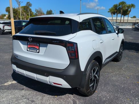New 2026 Nissan Kicks SV FWD image 4
