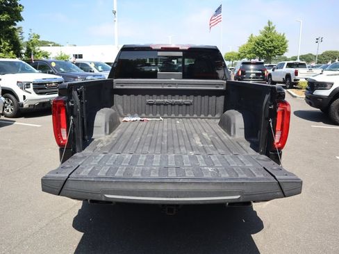 Used 2022 GMC Sierra 1500 Denali w/ Denali Premium Package AWD/4WD image 6