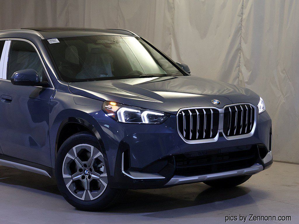 New 2027 BMW X1 xDrive28i AWD/4WD image 2