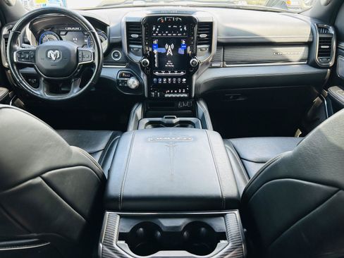Used 2020 RAM 1500 Limited w/ Black Appearance Package AWD/4WD image 27