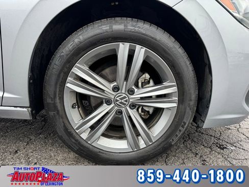 Used 2024 Volkswagen Jetta SE image 20