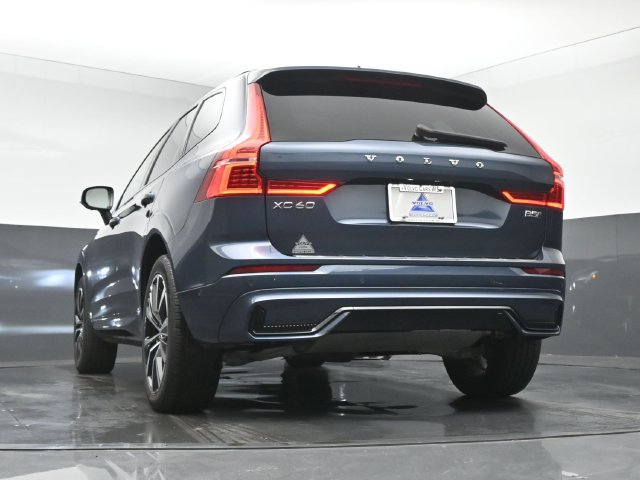Used 2024 Volvo XC60 B5 Ultimate w/ Climate Package AWD/4WD image 15