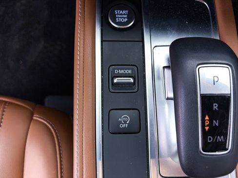 Used 2023 INFINITI QX60 Sensory w/ Vision Package AWD/4WD image 32