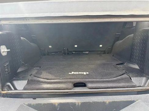 Used 2016 Jeep Wrangler Unlimited Sport AWD/4WD image 27