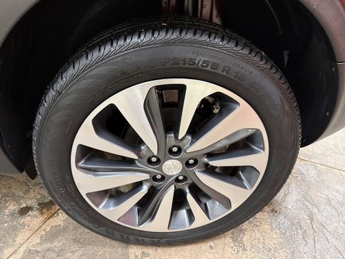 Used 2022 Buick Encore Preferred w/ Safety Package image 6