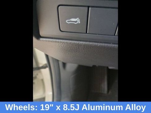 Used 2025 MAZDA CX-90 3.3 Turbo w/ Select Package AWD/4WD image 29