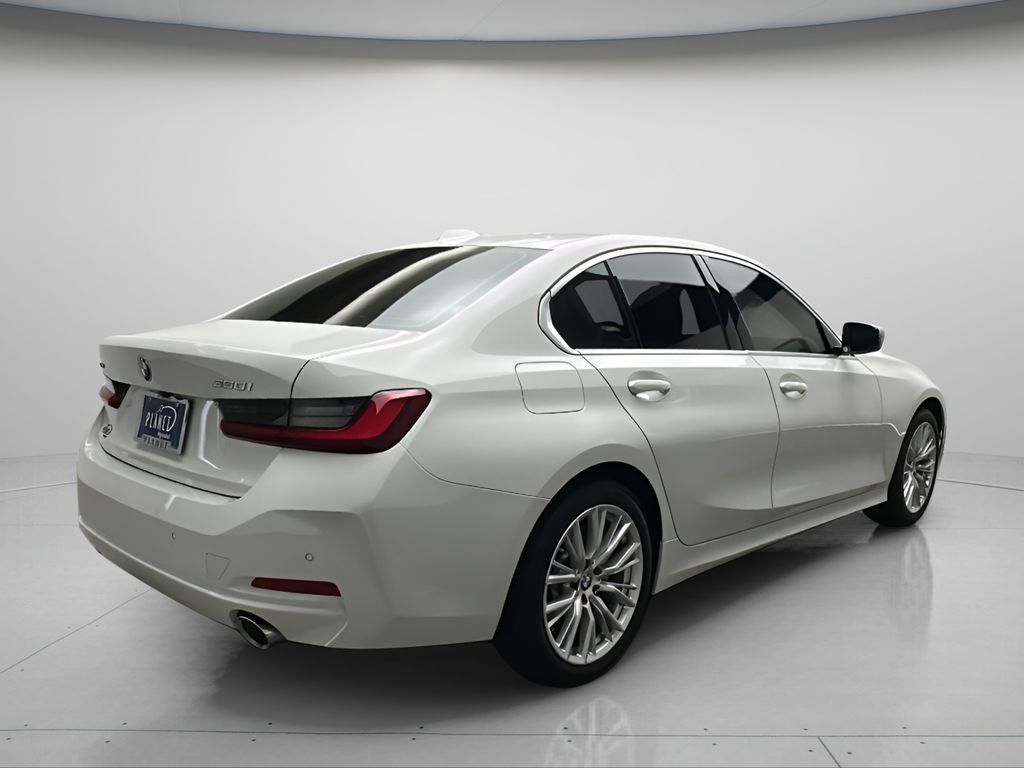 Used 2024 BMW 330i xDrive Sedan w/ Convenience Package AWD/4WD image 6