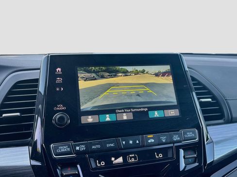 Used 2024 Honda Odyssey Elite image 13