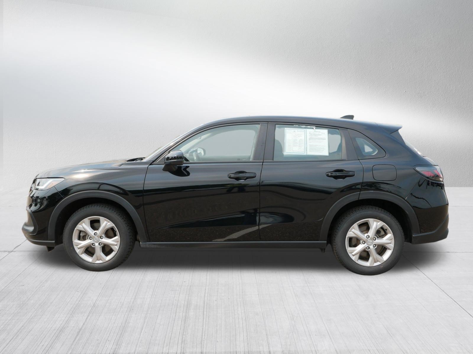 Certified 2025 Honda HR-V LX image 4