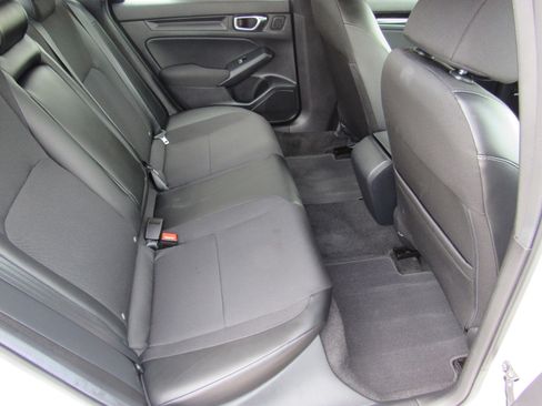 Used 2025 Honda Civic Sport image 31