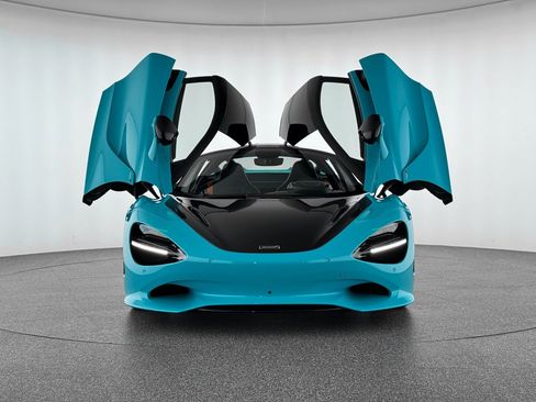 New 2026 McLaren 750S image 10