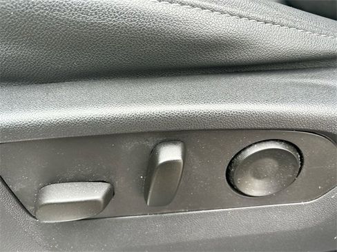 Certified 2023 Chevrolet Silverado 1500 LTZ image 16