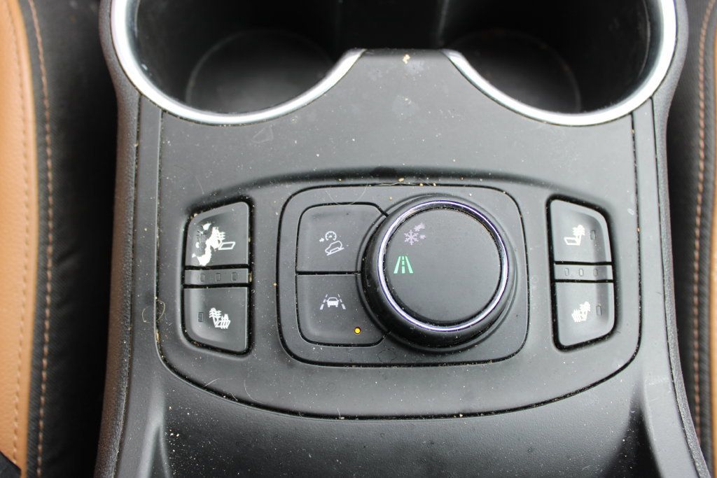 Used 2020 GMC Terrain SLT w/ Preferred Package FWD image 28