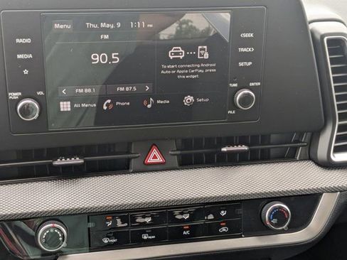 Used 2024 Kia Sportage LX image 18