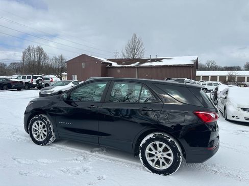 Used 2020 Chevrolet Equinox LS w/ LPO, Floor Liner Package image 8