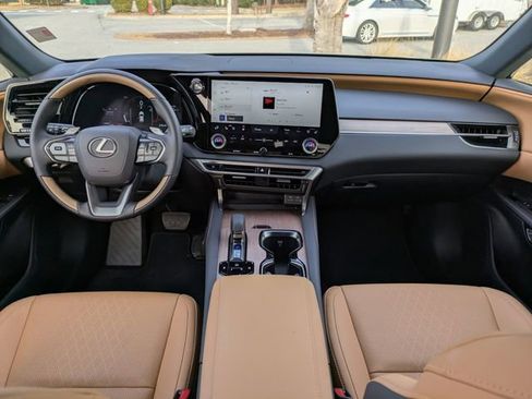 Certified 2026 Lexus RX 350 Premium Plus w/ Accessory Package (Z1) image 16